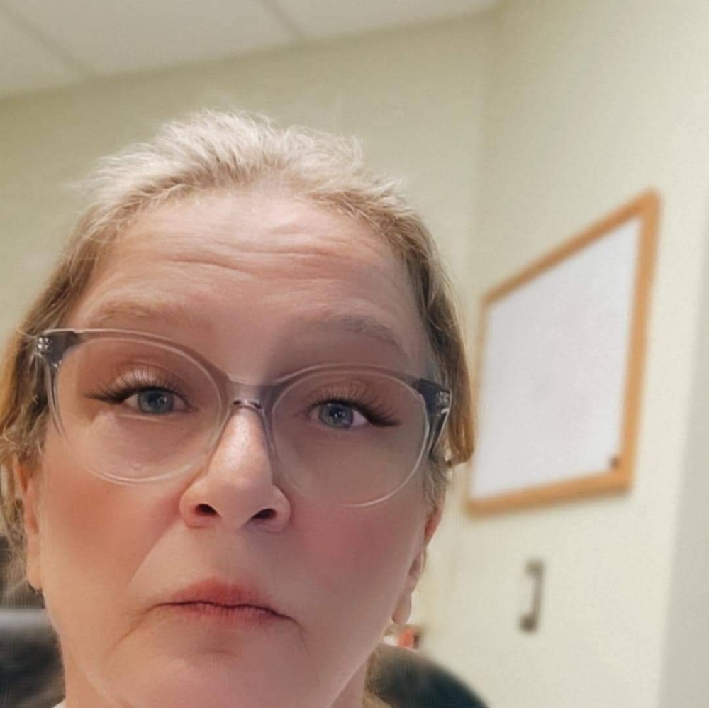 Meet your Posher, Denise